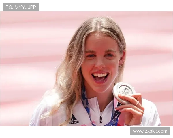 霍奇金森四百米破新高称跑八百腻